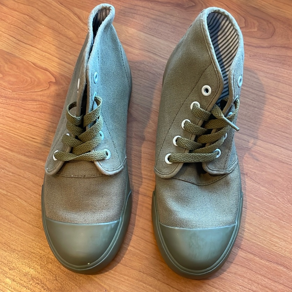 BANGS Women Olive green lace up high top sneaker size 6